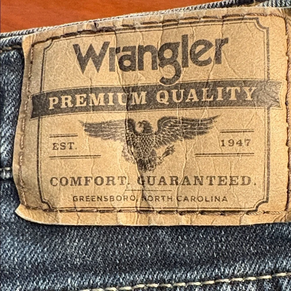 Wrangler Men's Dark Blue Slim Straight Jeans 36/32